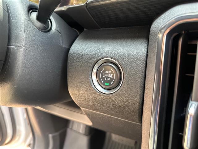 2025 GMC Acadia AT4