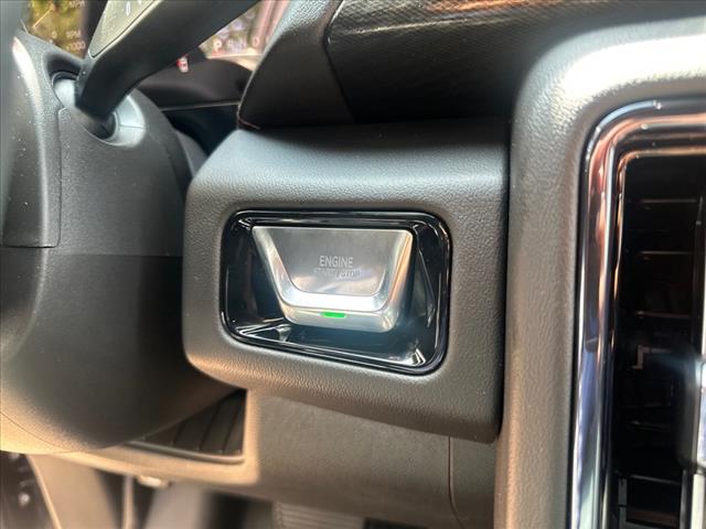2025 GMC Yukon XL AT4