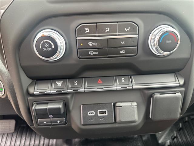 2025 GMC Sierra 3500HD CC Pro