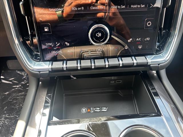 2025 GMC Yukon XL Elevation
