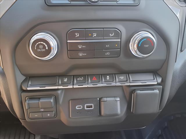 2025 GMC Sierra 2500HD Pro