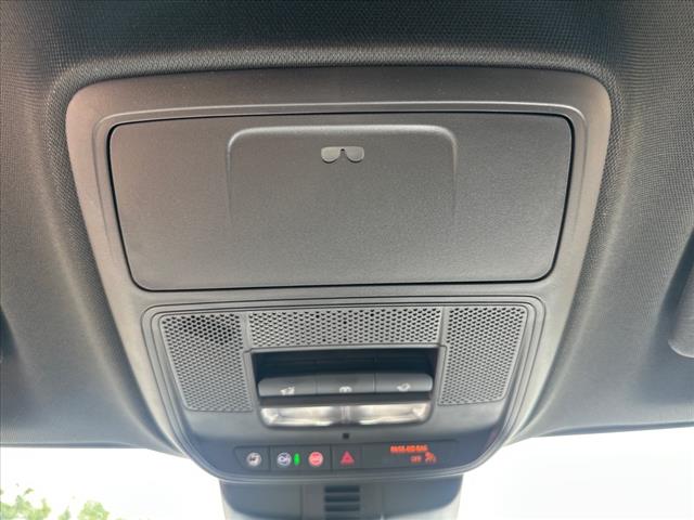 2025 GMC Acadia AT4