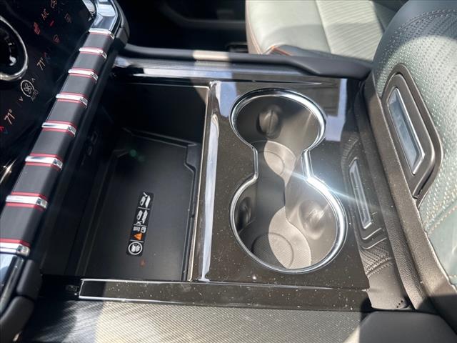 2025 GMC Yukon XL AT4