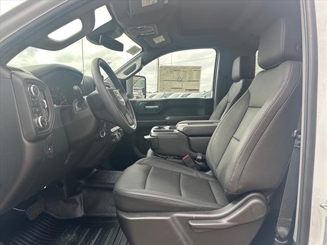 2025 GMC Sierra 3500HD CC Pro
