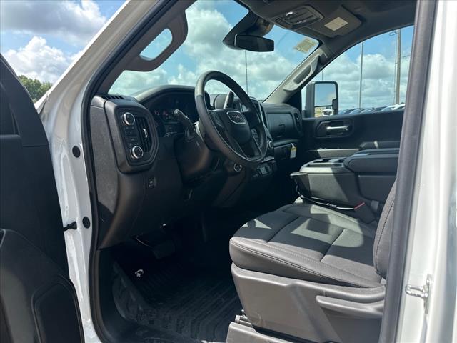 2025 GMC Sierra 2500HD Pro