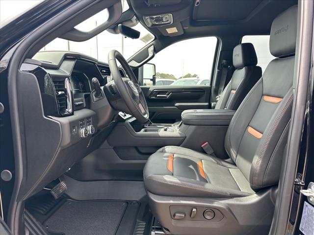 2025 GMC Sierra 2500HD AT4