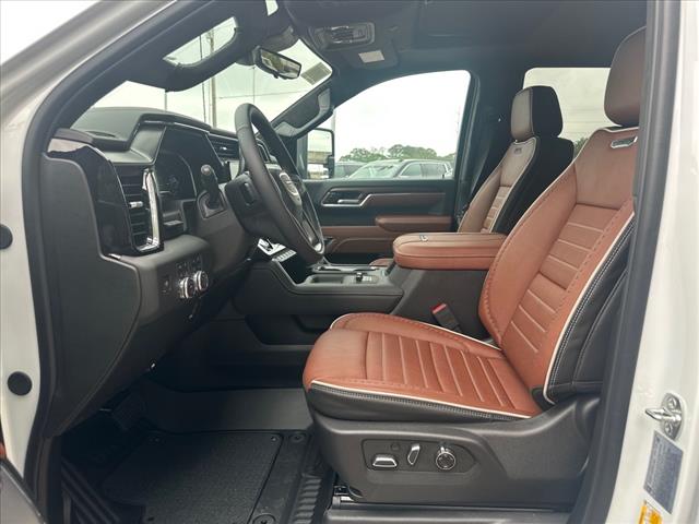 2025 GMC Sierra 2500HD Denali Ultimate