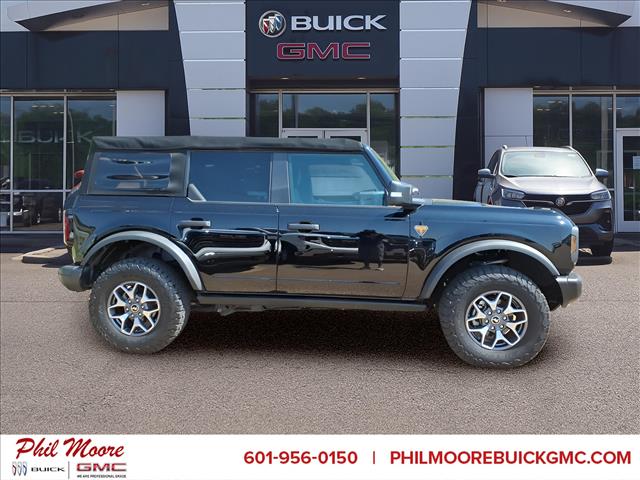 2022 Ford Bronco Badlands Advanced