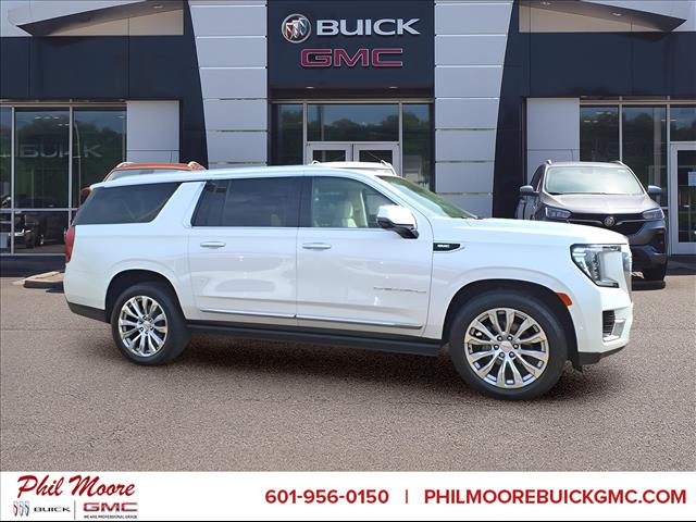 2022 GMC Yukon XL Denali