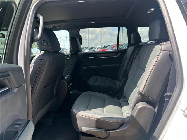 2025 GMC Acadia AT4
