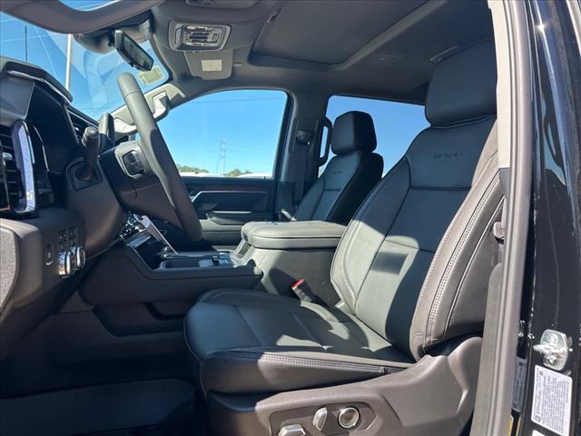 2025 GMC Sierra 3500HD Denali