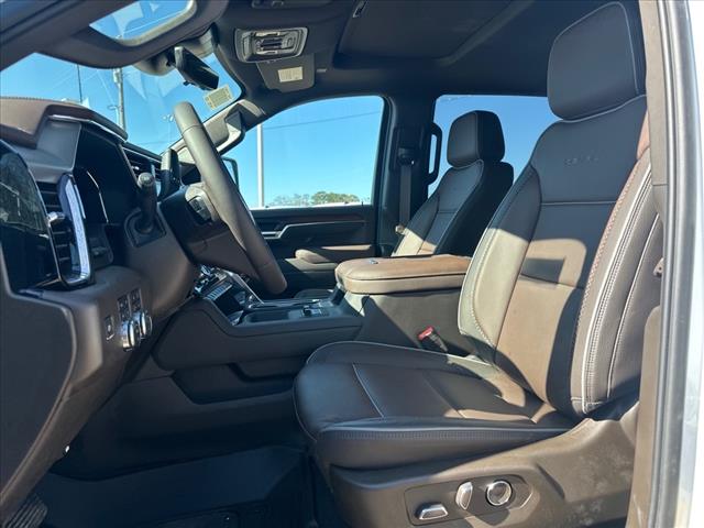 2025 GMC Sierra 3500HD Denali
