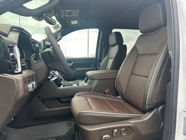 2025 GMC Sierra 3500HD Denali