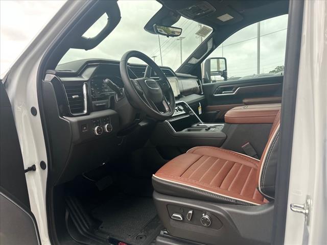 2025 GMC Sierra 2500HD Denali Ultimate