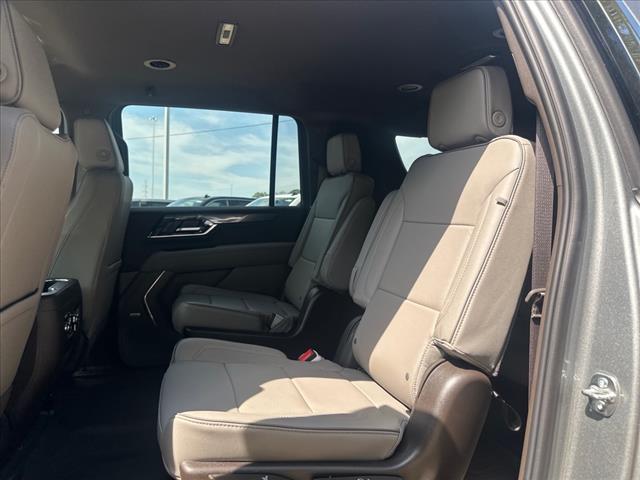 2025 GMC Yukon XL Elevation