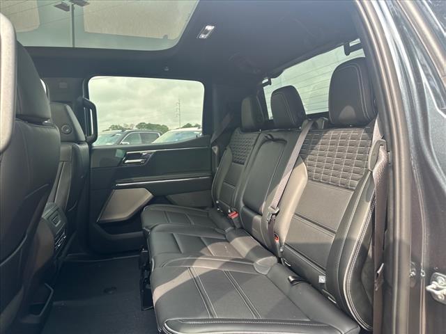 2025 GMC Sierra EV Denali