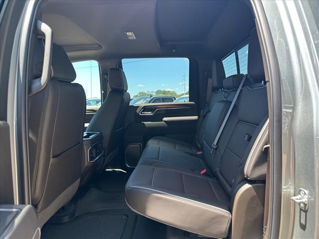 2025 GMC Sierra 2500HD Denali