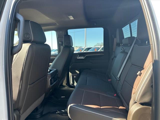 2025 GMC Sierra 3500HD Denali