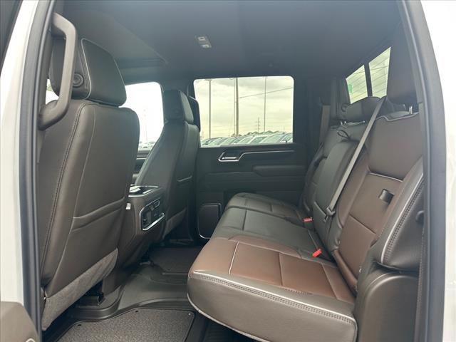 2025 GMC Sierra 3500HD Denali