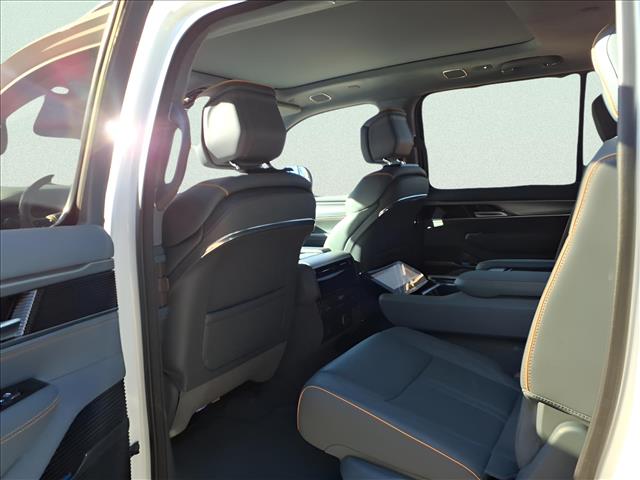 2023 Jeep Grand Wagoneer Series II