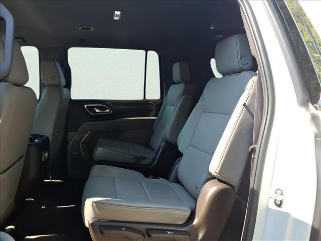 2022 GMC Yukon XL SLT