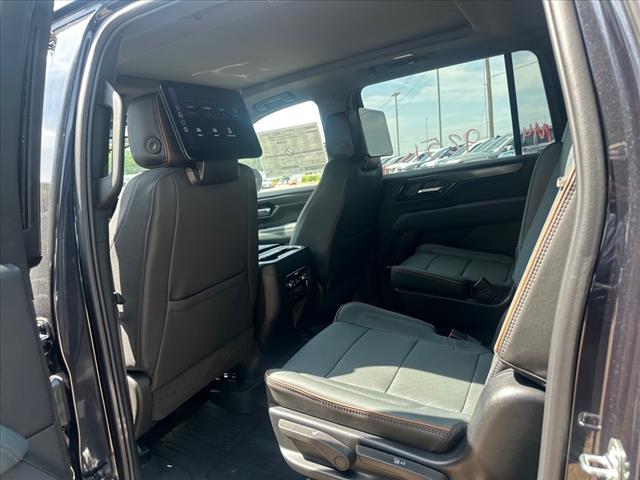2025 GMC Yukon XL AT4