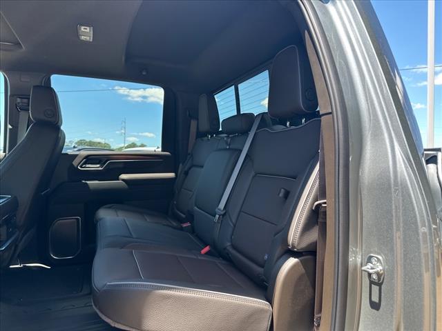 2025 GMC Sierra 2500HD Denali