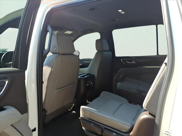 2022 GMC Yukon XL SLT