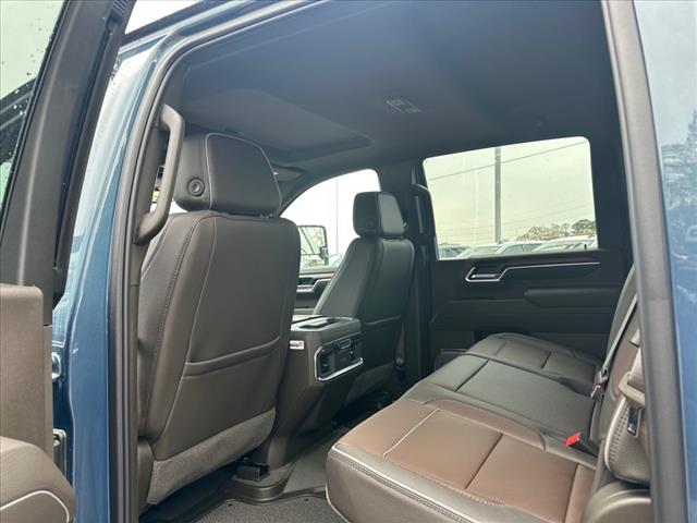 2025 GMC Sierra 3500HD Denali