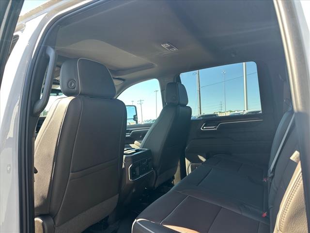 2025 GMC Sierra 3500HD Denali