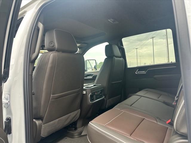 2025 GMC Sierra 3500HD Denali