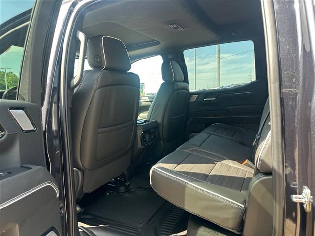 2025 GMC Sierra 1500 AT4X