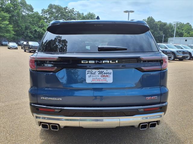 2025 GMC Acadia Denali