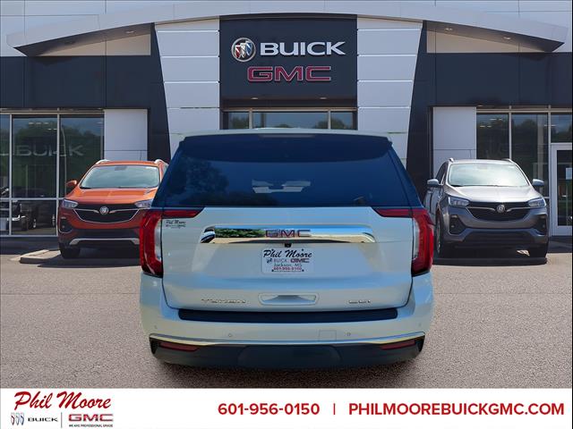 2022 GMC Yukon XL SLT