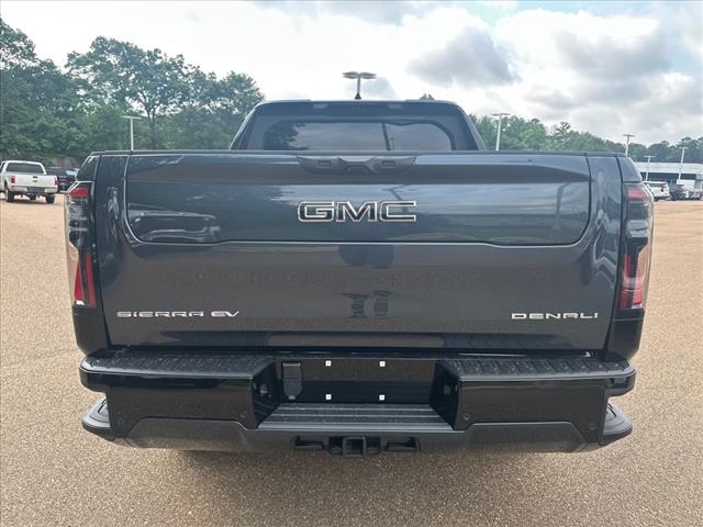 2025 GMC Sierra EV Denali