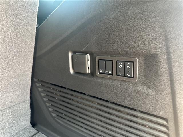 2025 GMC Yukon AT4 Ultimate