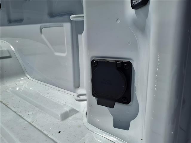 2025 GMC Sierra 2500HD Pro
