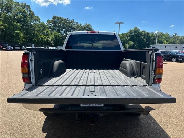 2006 GMC Sierra 2500HD SLE2