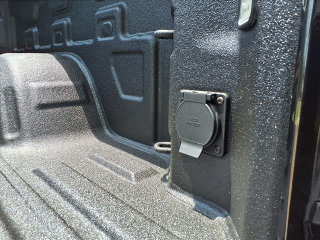 2025 GMC Sierra 1500 AT4X