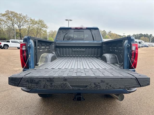 2025 GMC Sierra 3500HD Denali