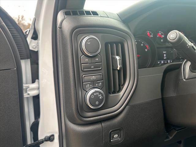 2025 GMC Sierra 3500HD CC Pro