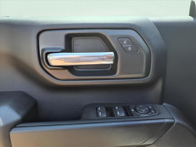 2025 GMC Sierra 2500HD Pro