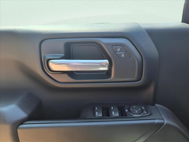 2025 GMC Sierra 2500HD Pro