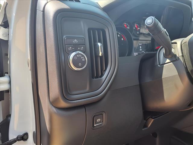 2025 GMC Sierra 2500HD Pro