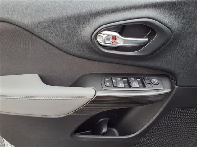 2014 Jeep Cherokee Sport