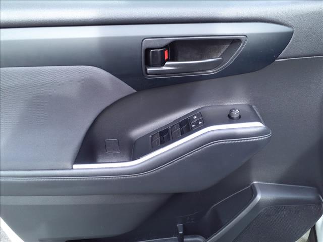 2022 Toyota Highlander L