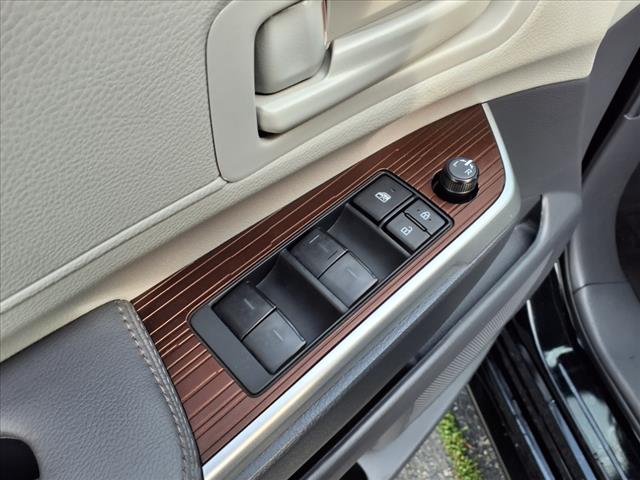 2024 Toyota Sienna LE 8-Passenger