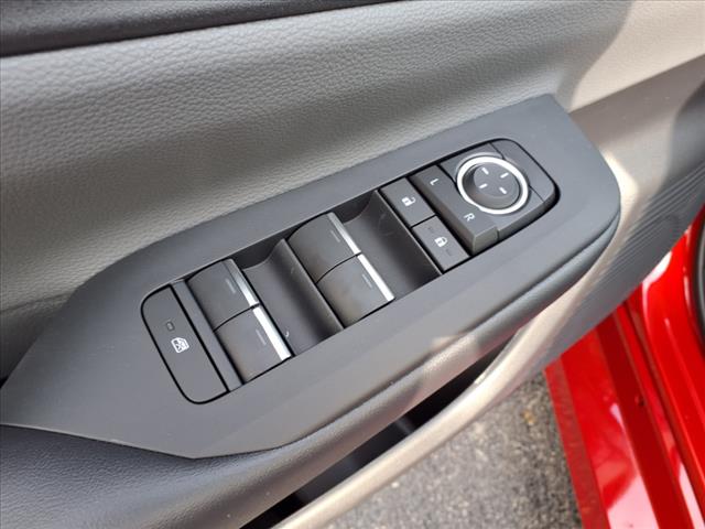 2025 Toyota Prius XLE
