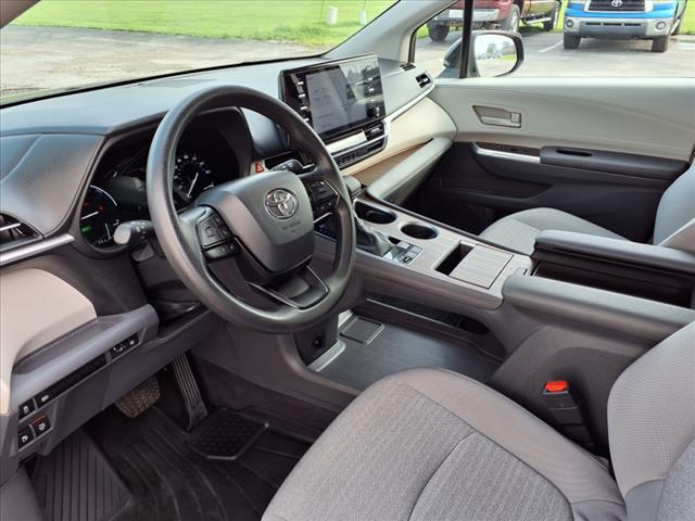 2024 Toyota Sienna LE 8-Passenger