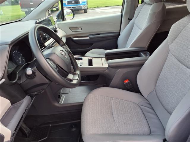 2024 Toyota Sienna LE 8-Passenger